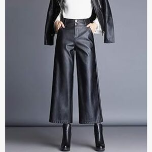 Women's high waist wide leg  PU faux leather crop pants Culottes Sz.S NWT